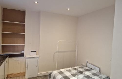 Levenshulme Apartment | 2A and 3A Cromwell grove