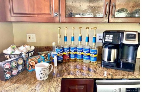 Tucson Condo | 2B/2B condo with pool, jacuzzi, and stunning views