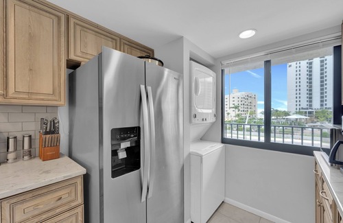 South Island Condo | 2B/2B Fairview Isles 214 Condo, Walk to Beach, Heated Pool!