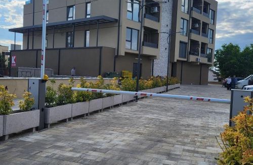 Petrovec Apartment | 2B Apartment