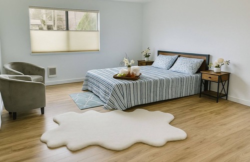 Mercer Island Hotel | 2B2B Mercer Island