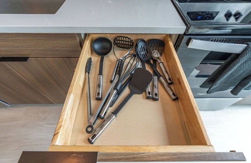 Rio Grande Apartment | 2bd/2ba Best style and location/Pool+spa/gym/pkg!