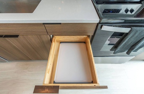 Rio Grande Apartment | 2bd/2ba Best style and location/Pool+spa/gym/pkg!