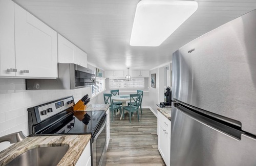 Myrtle Beach House | 2Bdr/2Ba Charming Beach Cottage in Ocean Lakes w/Golf Cart