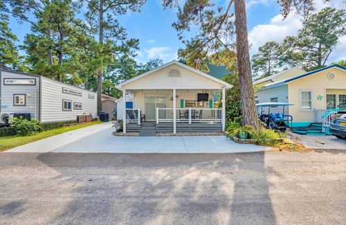 Myrtle Beach House | 2Bdr/2Ba Charming Beach Cottage in Ocean Lakes w/Golf Cart
