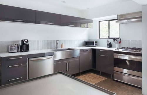 Warm Sands Hotel | 2BDR Suite | Boutique Hotel w/Pool | Hotel El Cid