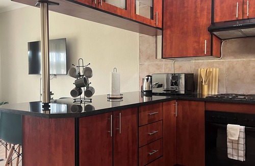 Greater Johannesburg Metropolitan Area Apartment | 2bed 2bath Aprtmnt in Peaceful Complex! Close to Lanseria Airport!
