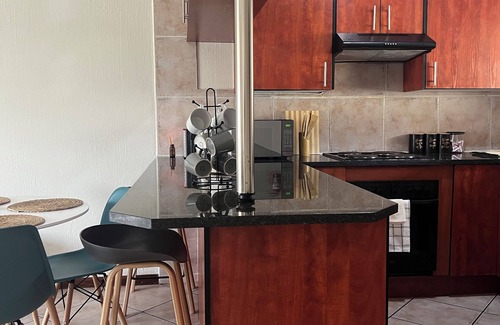 Greater Johannesburg Metropolitan Area Apartment | 2bed 2bath Aprtmnt in Peaceful Complex! Close to Lanseria Airport!