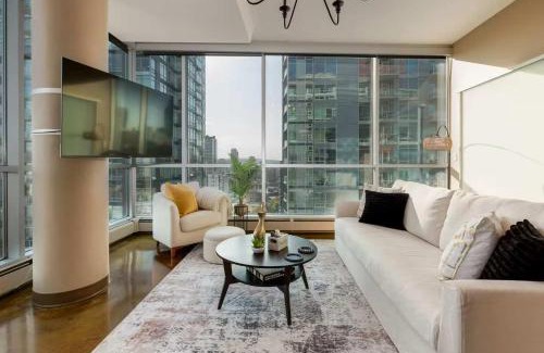 Beltline House | 2Bed DT-Mountain & Skyline Views- Colours 1st-BMO