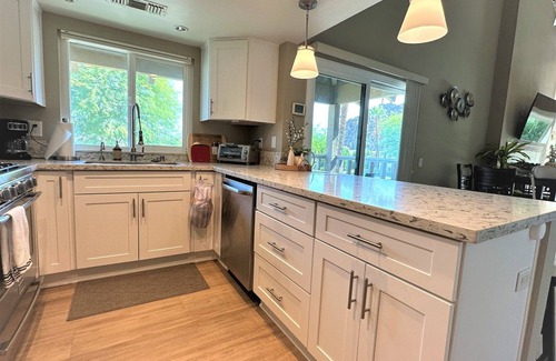 Indian Wells Condo | 2bedrooms 2 baths Condo, in Mountain Cove, with pool and conveniently located