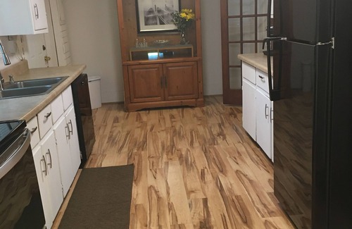 Vernon House | 2BR, 1 1/2 Bath Pet Friendly Home 35 minutes from Panama City Beach.