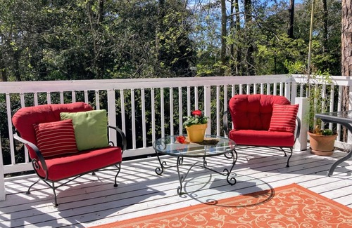 Savannah Apartment | 2BR/1BA-Tybee Beach & Historic Downtown-Minutes Away-Pet OK