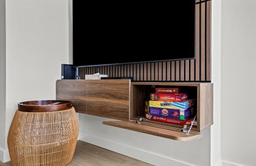 Harvie Heights Apartment | 2BR 2BA Harvie Heights Townhouse retreat with views