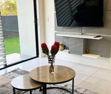 Greater Johannesburg Metropolitan Area Apartment | 2BR-2BA - Rivonia Residence 2