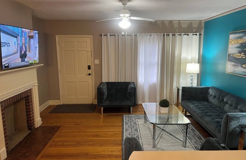 Albany House | 2br Albany Getaway