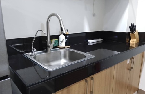 Paranaque Condo | 2BR Apartment Plus Parking near NAIA AIRPORT in Tower A SMDC Bloom Residences