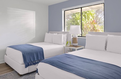 Hunt Club Hotel | 2BR Cottage at PGA National Resort - Tennis, Biking & Kids Activities