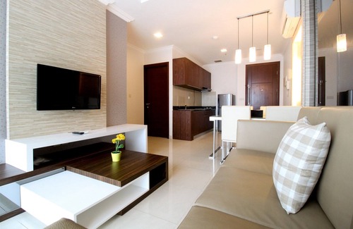 Kuningan Apartment | 2BR Deluxe Denpasar Residence Apartment By Travelio