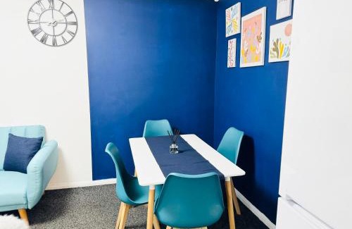 Aldborough House | 2BR*Free Parking*Off A12*Family*Contractors