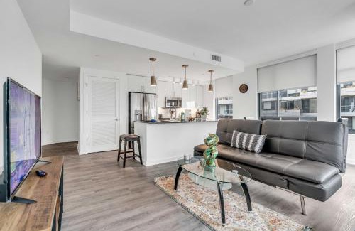 Navy Yard Apartment | 2BR Furnished Apartment Near Nationals Park