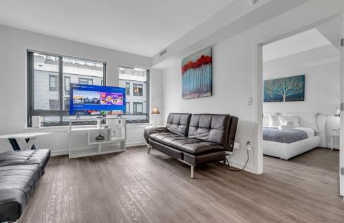 Navy Yard Apartment | 2BR Furnished Apartment Near Nationals Park