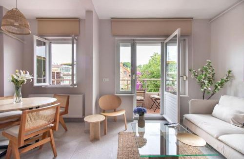 Adalar Apartment | 2BR House W Island Charm