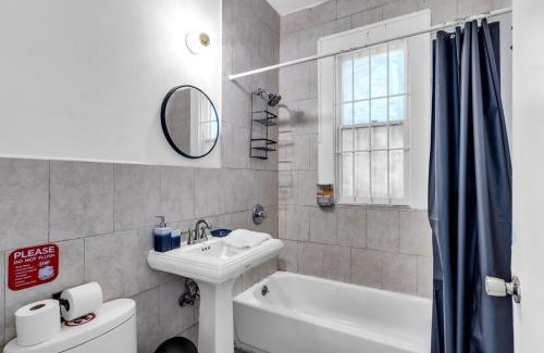 Midtown Apartment | 2BR in Edgewater with Parking, 12 min to Ocean