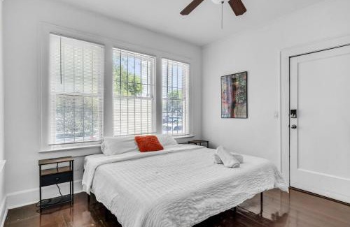 Midtown Apartment | 2BR in Edgewater with Parking, 12 min to Ocean