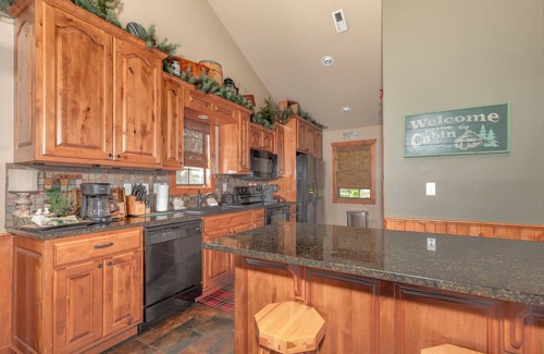 Indian Point Condo | 2BR+Loft Village At Indian Point 1712 near SDC -Free Tickets Daily up to $500