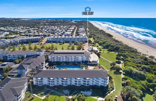 Kingscliff Apartment | 2BR Oceanview Penthouse @ Mantra Salt Resort by uHoliday