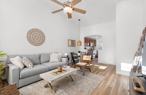 Uptown Sedona House | 2BR Serene Red Rock Retreat - Hot Tub & Nice Views