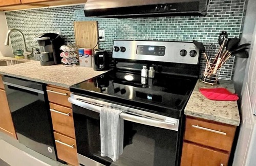 Downtown West Apartment | 2Br Spacious Loft Downtown STL