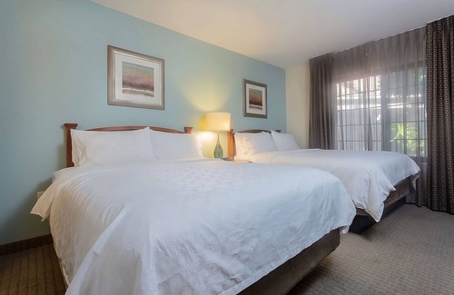 Anaheim Resort Hotel | 2BR Suite Ideal for Families seeking Disney Magic! Pets Allowed, Free Breakfast