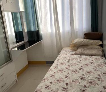 Las Pinas Apartment | 2br unit 16th floor facing city view with great amenities