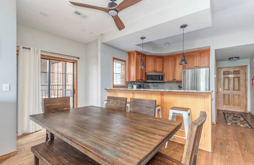 Indian Point Condo | 2BR Village At Indian Point 1104 near SDC - Free Tickets Daily up to $500