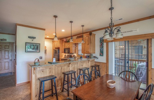 Indian Point Condo | 2BR Village At Indian Point 1705 near SDC - Free Tickets Daily up to $500