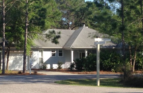 Sugarwood Beach House | 2BR Walk to Beach Florida Gulf Coast Gem for Beach and Nature Lovers