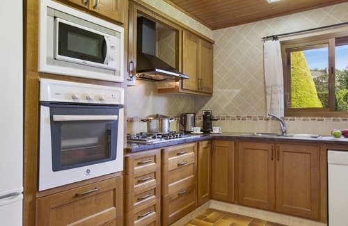 Puigventos Villa | 2CIP01-6pax - House for 06 persons with private swimming pool in a quiet location