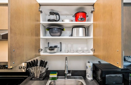 North Beacon Hill Apartment | 2miles→Downtown ★ 2miles→Hospitals ★ Patio + Rooftop ★ FREE Wi-fi ★W/D