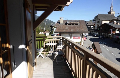 Les Contamines-Montjoie Apartment | 2nd floor, balcony, parking, tv, 43m², Les Contamines-Montjoie
