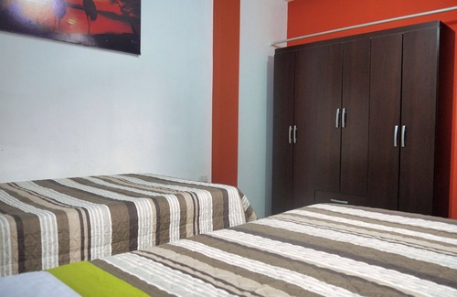 Chiclayo Apartment | 2nd Floor Apartment in safe neighborhood (24/7 surveillance) + balcony, Netflix