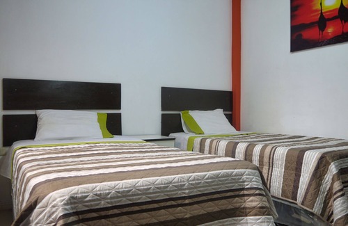 Chiclayo Apartment | 2nd Floor Apartment in safe neighborhood (24/7 surveillance) + balcony, Netflix