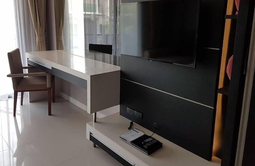 Chalong Apartment | 3 Amazing Beach Front Patong
