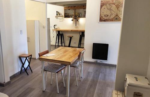 Abasto Apartment | 3 ambientes con balcón y Pràctico, lindo y con todo cerca!