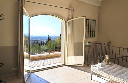 Vence Apartment | 3 Appartments in a House/Villa - VENCE