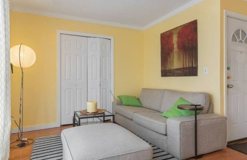 East Somerville Apartment | 3 bd 2 ba Unit