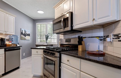 Summerhill House | 3 BD LUXURIOUS Townhome Downtown ATL