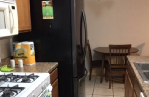 Edmond House | 3 bed 2 bath home right off i35 in Edmond