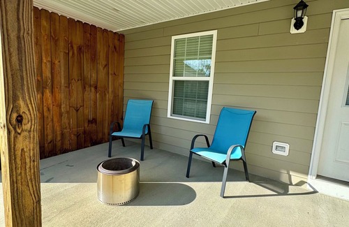 Richmond Apartment | 3 Bed 2 Bath Modern Apartment, Utilities Included, Near I-75