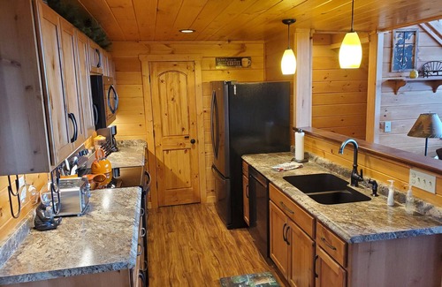 Sevierville Cabin | 3 Bed Cabin- Hot Tub, Fire Pit, Pool Table. Close to All The Holiday Fun!